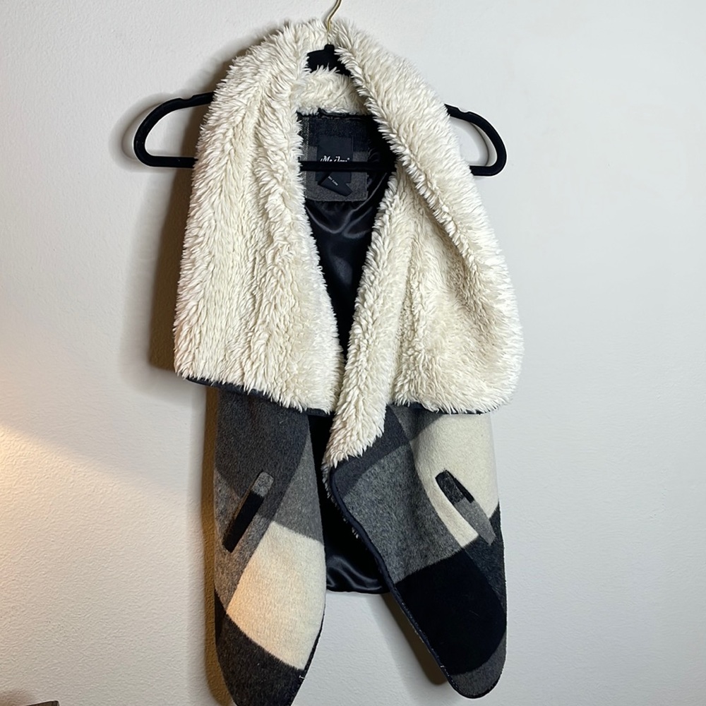 Wool Vest Checkered pattern